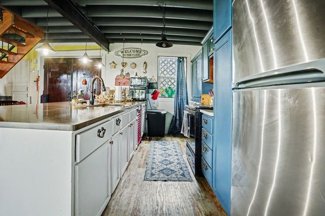 1712 Wilson Road, Waxahachie, TX 75165