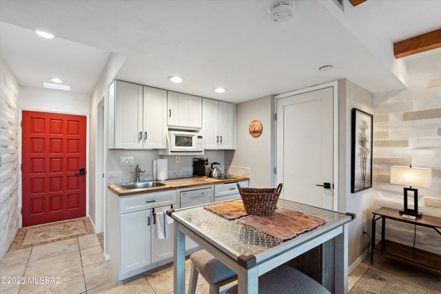 5251 E Mission Hill Drive 1&2, Tucson, AZ 85718