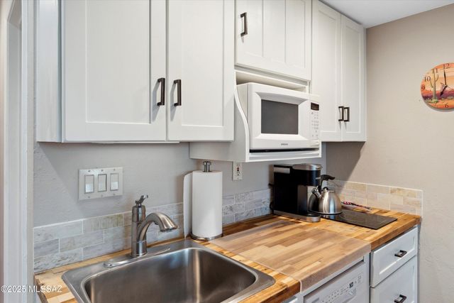 5251 E Mission Hill Drive 1&2, Tucson, AZ 85718