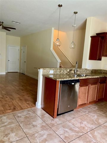 2621 LANTERN HILL AVE 2621, Brandon, FL 33511