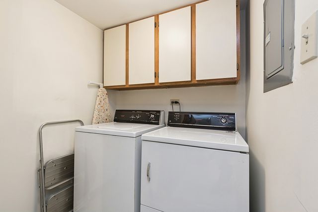 3024 Matthew Lane C-2, Homewood, IL 60430