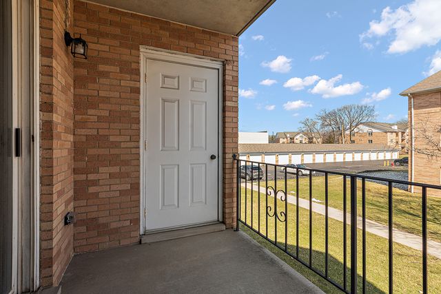 3024 Matthew Lane C-2, Homewood, IL 60430