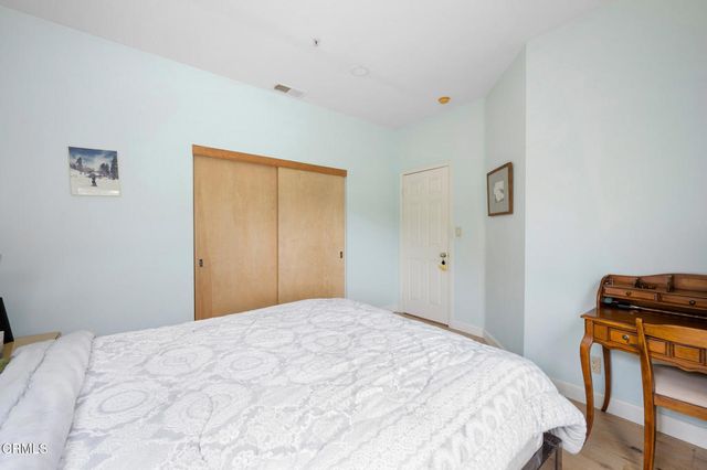 925 Calle La Primavera, Glendale, CA 91208