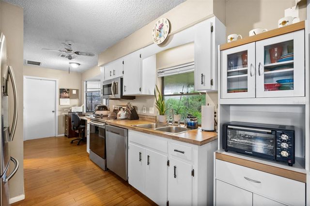 7460 REGINA DRIVE, Englewood, FL 34224