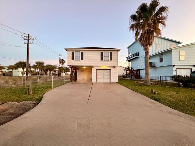 16701 Moby Dick Drive, Jamaica Beach, TX 77554