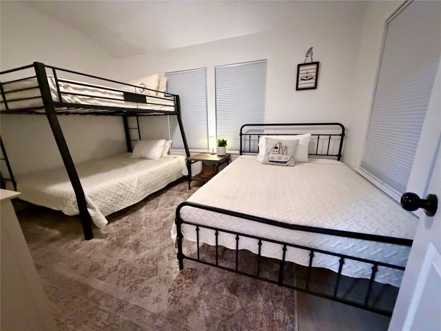 16701 Moby Dick Drive, Jamaica Beach, TX 77554