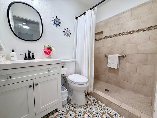 16701 Moby Dick Drive, Jamaica Beach, TX 77554