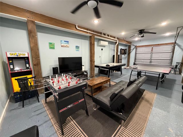 16701 Moby Dick Drive, Jamaica Beach, TX 77554