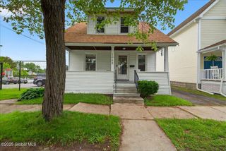 1068 Garner Avenue, Schenectady, NY 12309