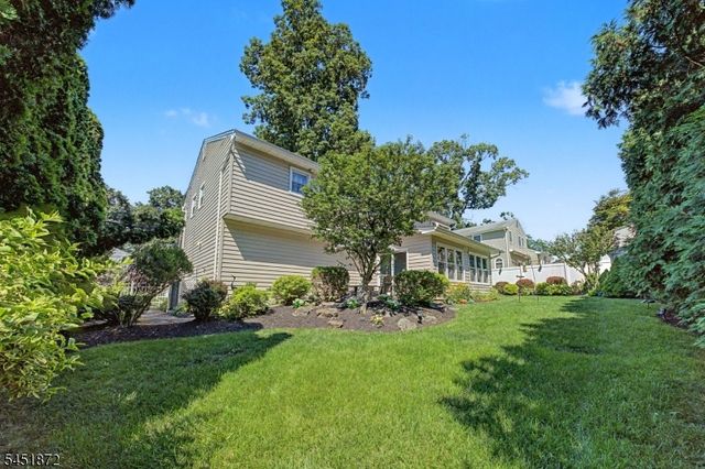 3 Rose Ct, Rockaway Twp., NJ 07801
