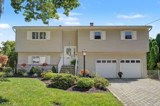 3 Rose Ct, Rockaway Twp., NJ 07801
