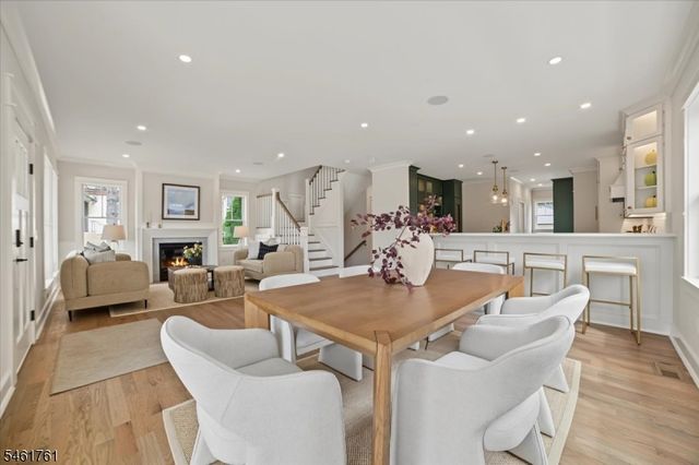 30 Peapack Rd, Far Hills Boro, NJ 07931