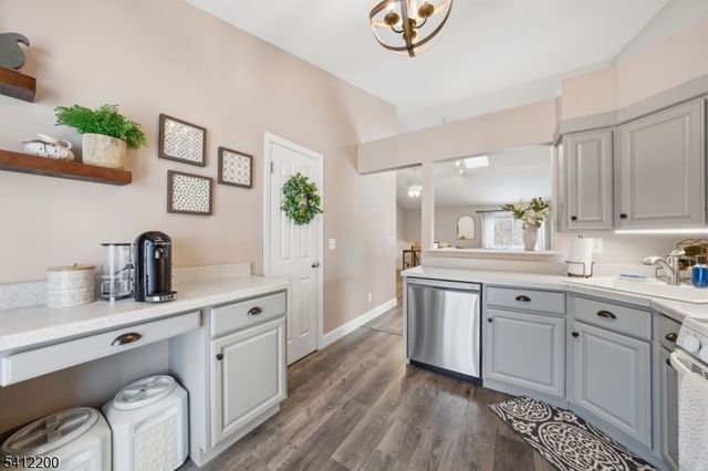 45 Fox Tail Ln, Hardyston Twp., NJ 07419