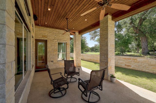 105 Arrowhead RD, Georgetown, TX 78633