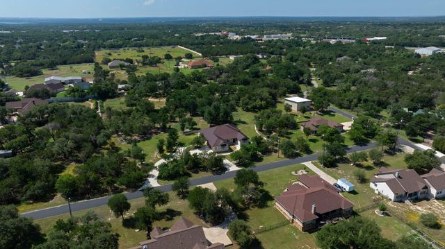 105 Arrowhead RD, Georgetown, TX 78633