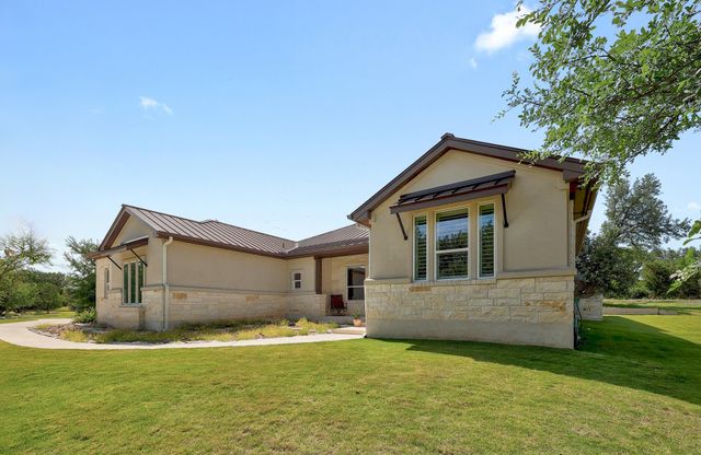 105 Arrowhead RD, Georgetown, TX 78633