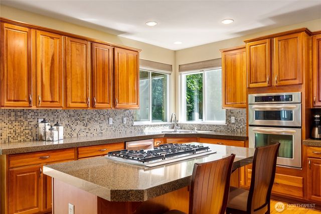 3410 33rd Way NW, Olympia, WA 98502
