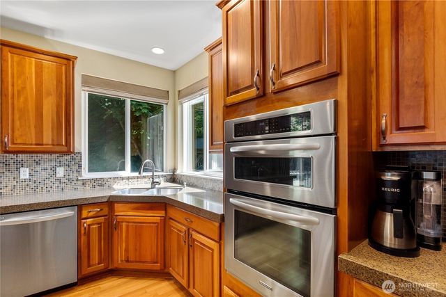 3410 33rd Way NW, Olympia, WA 98502
