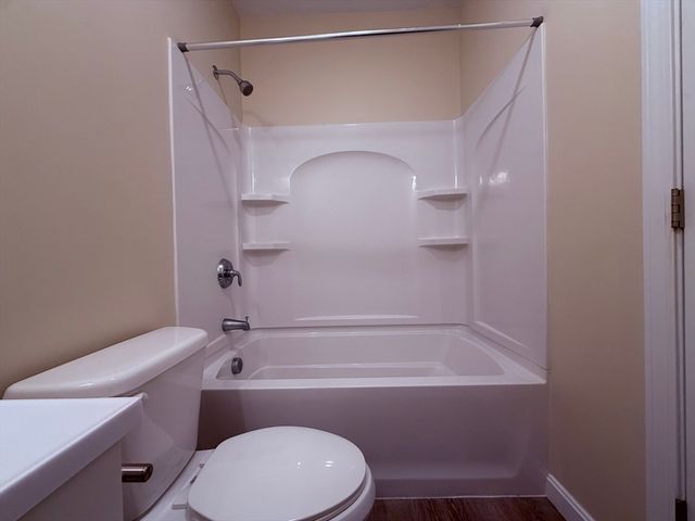 85 Lowell 6, Peabody, MA 01960