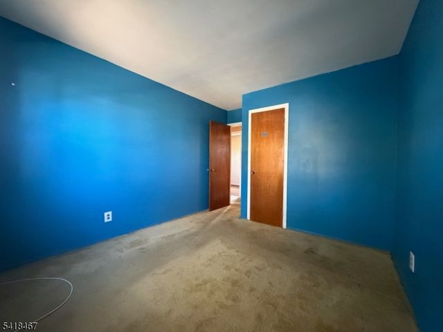 83 Edward St, Woodbridge Twp., NJ 08830