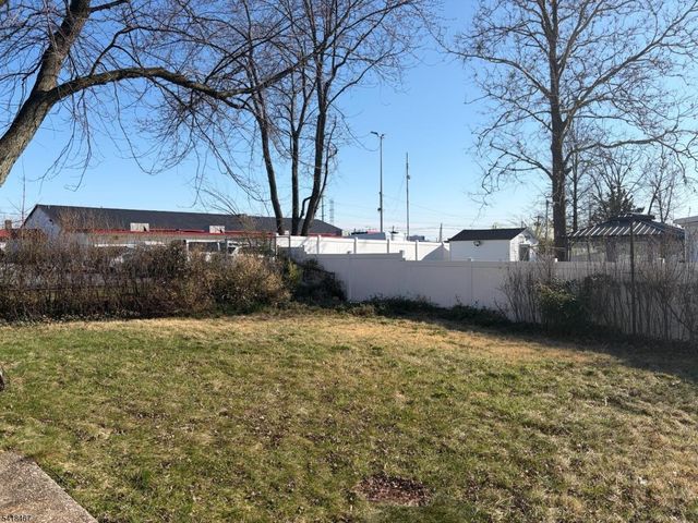 83 Edward St, Woodbridge Twp., NJ 08830