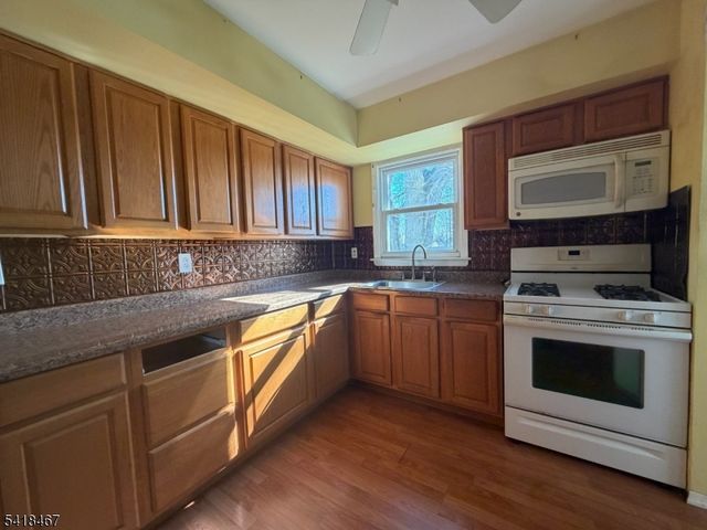 83 Edward St, Woodbridge Twp., NJ 08830