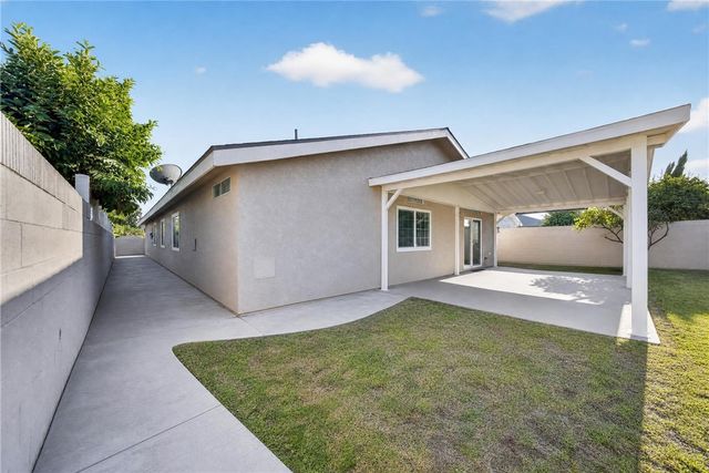 6743 Agra St., Commerce, CA 90040