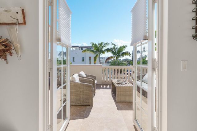 237 Garden Court, Lauderdale-By-The-Sea, Fort Lauderdale, FL 33308