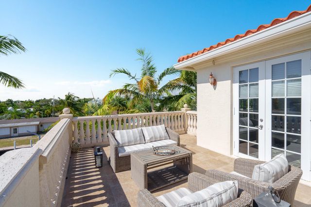 237 Garden Court, Lauderdale-By-The-Sea, Fort Lauderdale, FL 33308