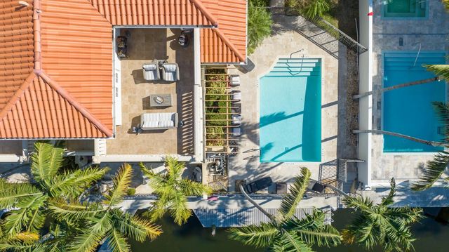 237 Garden Court, Lauderdale-By-The-Sea, Fort Lauderdale, FL 33308