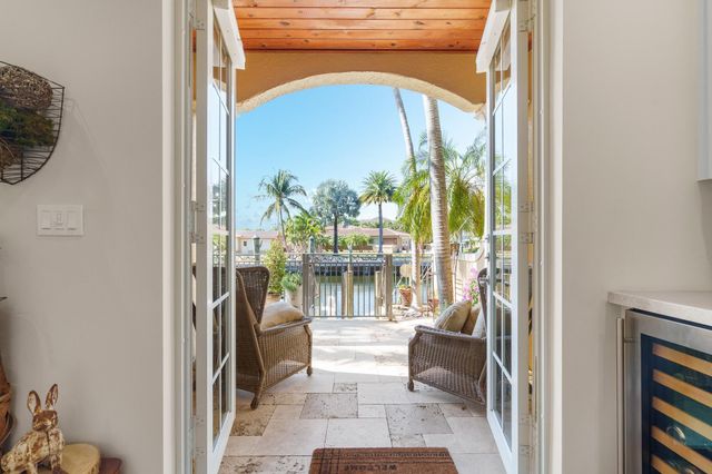 237 Garden Court, Lauderdale-By-The-Sea, Fort Lauderdale, FL 33308