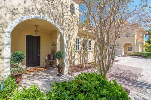 237 Garden Court, Lauderdale-By-The-Sea, Fort Lauderdale, FL 33308