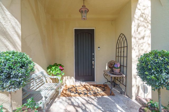 237 Garden Court, Lauderdale-By-The-Sea, Fort Lauderdale, FL 33308