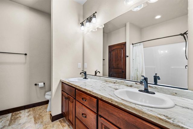 1270 CAMERON CIRCLE, Neenah, WI 54956