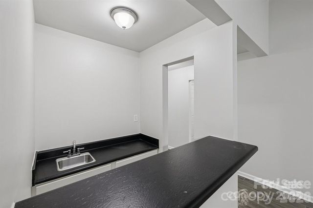 7030 Huntsmaster Drive, Charlotte, NC 28277