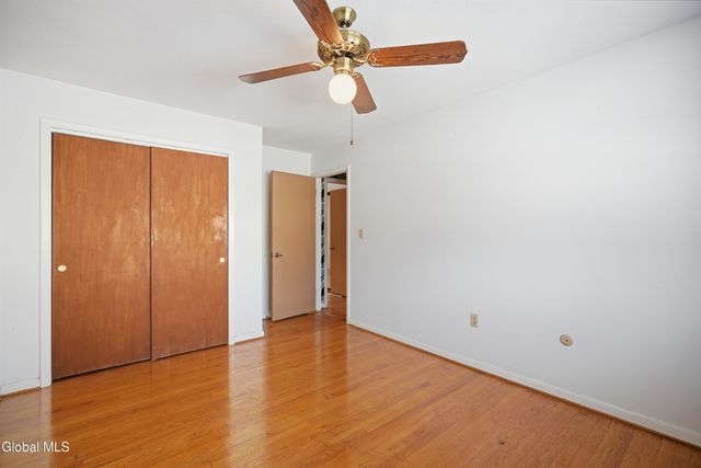 1225 Hempstead Road, Niskayuna, NY 12309