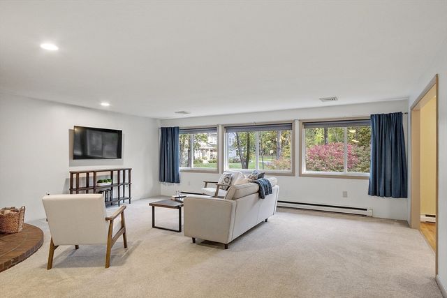 45 Meetinghouse Hill Road, Sterling, MA 01564