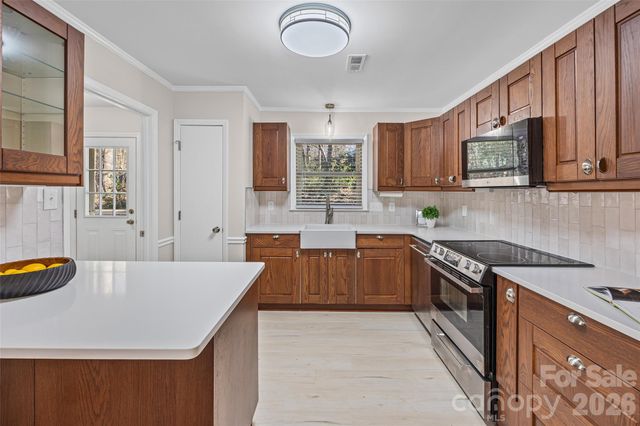 222 Woodridge Drive, Belmont, NC 28012