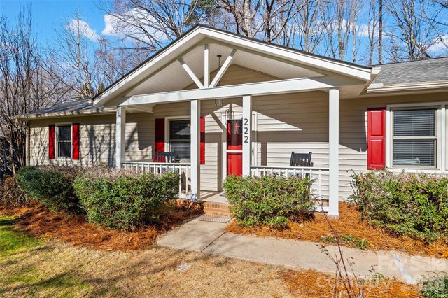 222 Woodridge Drive, Belmont, NC 28012