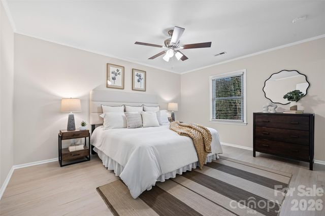 222 Woodridge Drive, Belmont, NC 28012