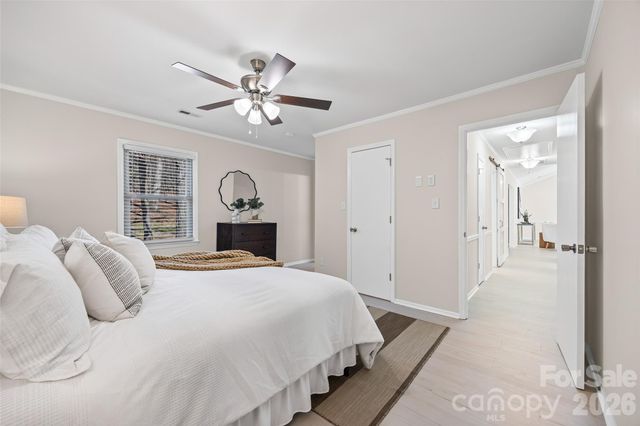 222 Woodridge Drive, Belmont, NC 28012