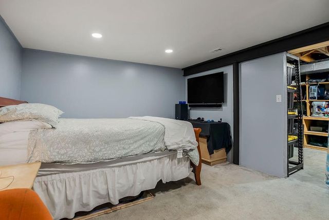 10226 Century Lane, Lenexa, KS 66215