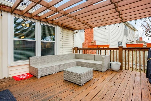 10226 Century Lane, Lenexa, KS 66215