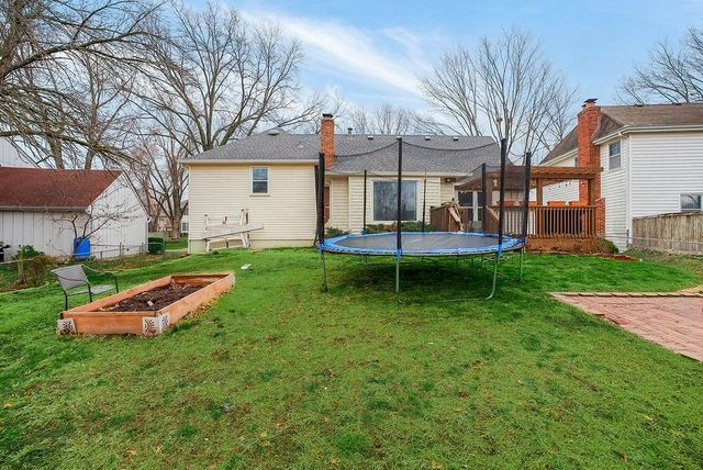 10226 Century Lane, Lenexa, KS 66215