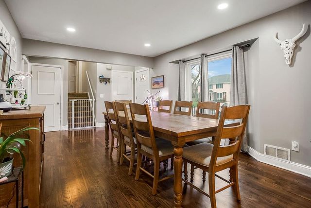 10226 Century Lane, Lenexa, KS 66215