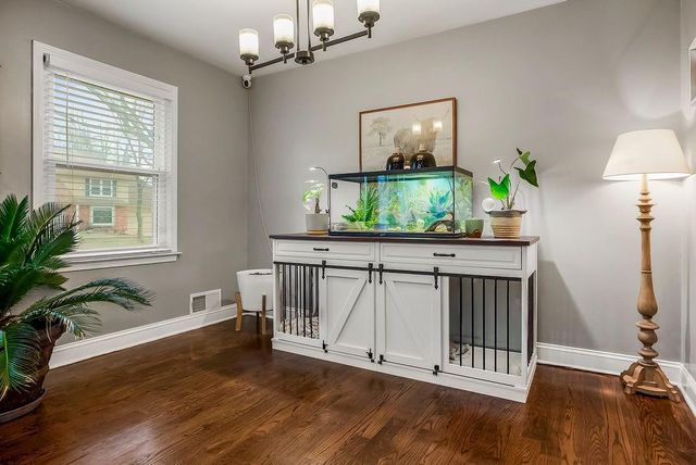 10226 Century Lane, Lenexa, KS 66215