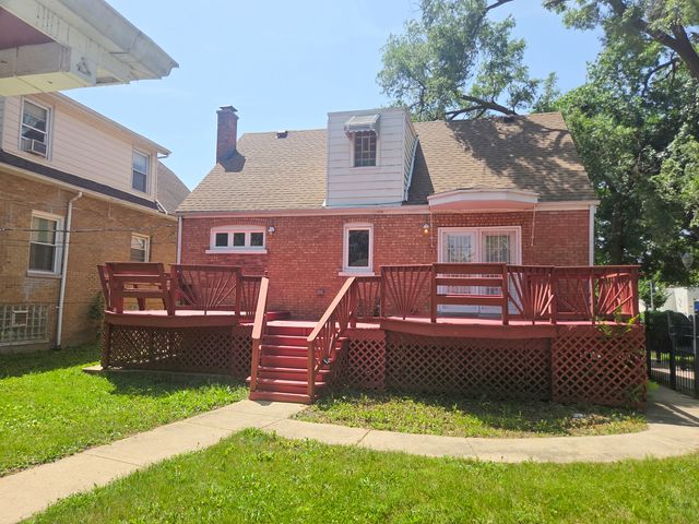 2657 N Sayre Avenue, Chicago, IL 60707