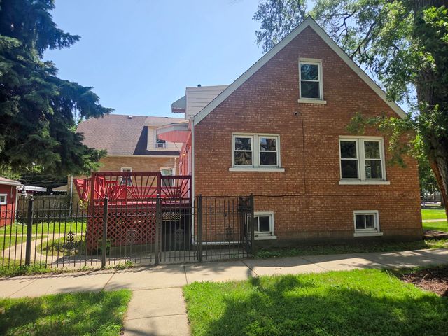 2657 N Sayre Avenue, Chicago, IL 60707