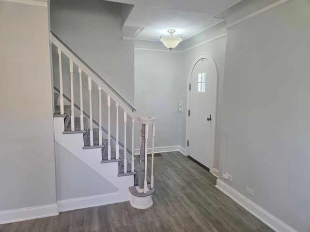 2657 N Sayre Avenue, Chicago, IL 60707