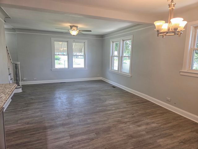 2657 N Sayre Avenue, Chicago, IL 60707